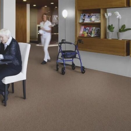 Ковровая плитка Forbo Tessera Basis 368 beige КМ2